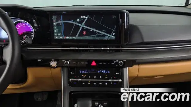 Kia Carnival 2022 — Photo 14/20