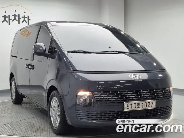 Hyundai Staria 2022 — Фото 3/18