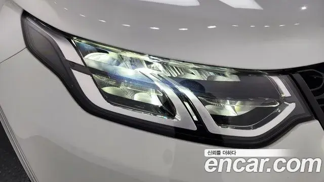 Land Rover Discovery Sport 2025 — Şəkil 19/31