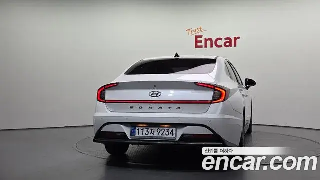 Hyundai Sonata 2019 — Фото 4/20