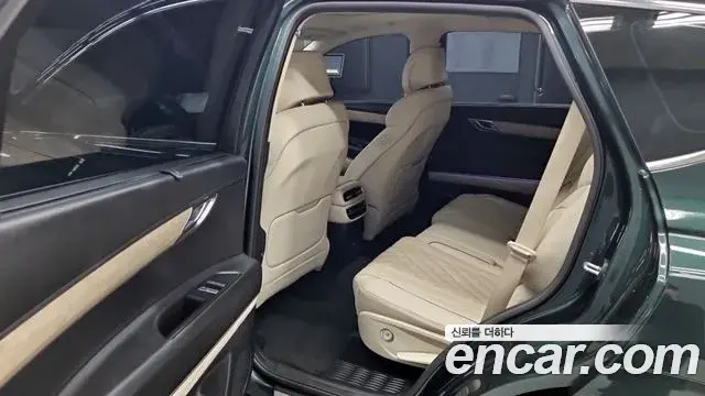 Genesis GV80 2021 — Photo 8/15