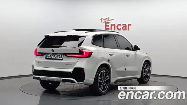 BMW X1 2024 — Photo 16/33