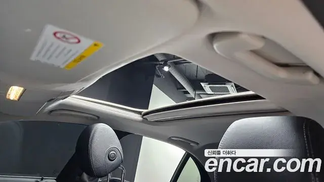 Mercedes-Benz E-Class 2018 — Şəkil 15/30