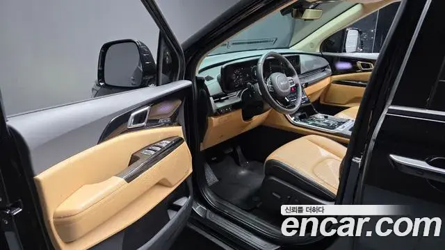 Kia Carnival 2023 — Şəkil 2/20