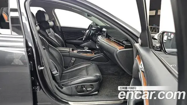 Kia The K9 2018 — Photo 11/20