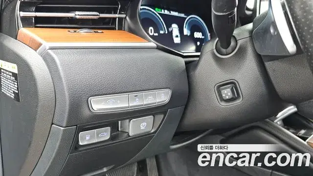 Kia The K9 2018 — Photo 16/20