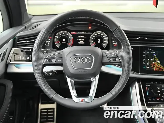 Audi Q7 2025 — Photo 12/20