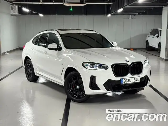 BMW X4 2022 — Photo 20/20
