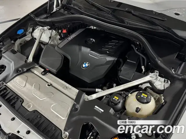 BMW X4 2022 — Photo 5/20