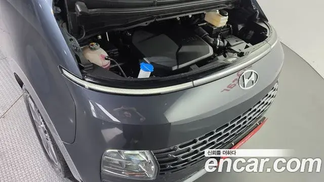 Hyundai Staria 2021 — ფოტო 6/20