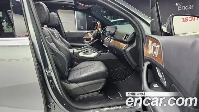 Mercedes-Benz GLS-Class 2021 — ფოტო 19/20