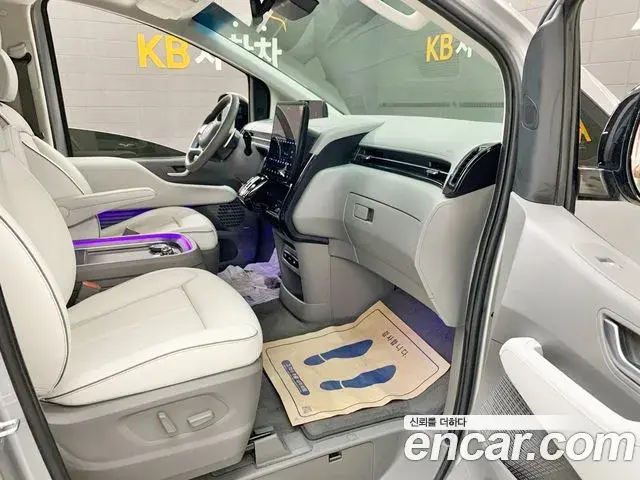 Hyundai Staria 2022 — Фото 14/20