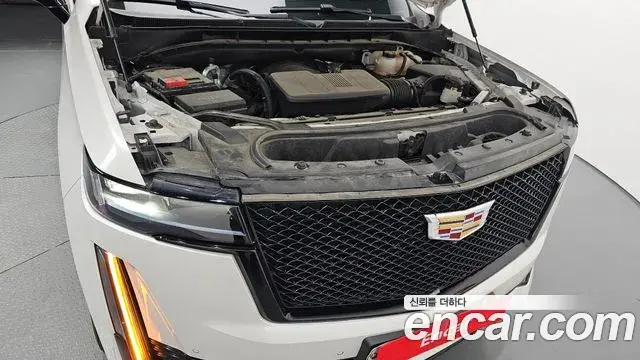 Cadillac Escalade 2023 — Photo 5/20