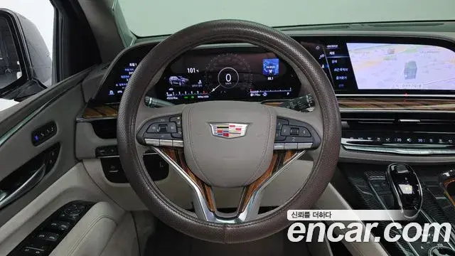Cadillac Escalade 2023 — Photo 13/20