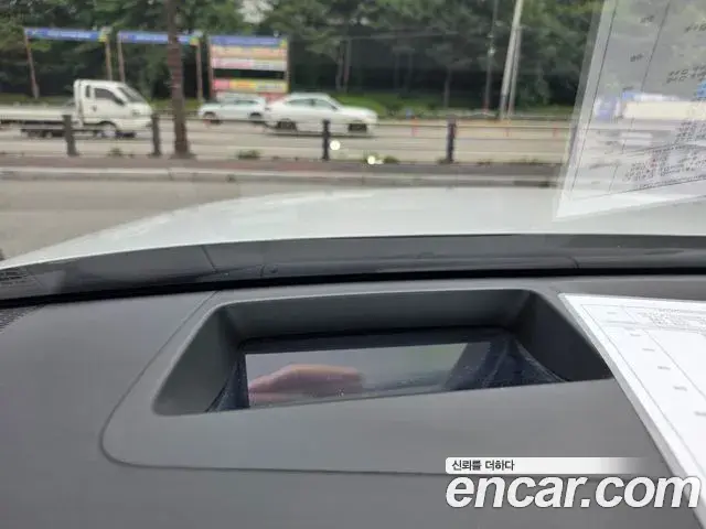 Hyundai Grandeur 2023 — Photo 12/20