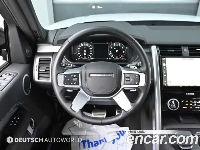 Land Rover Discovery 5 2025 — Photo 13/20