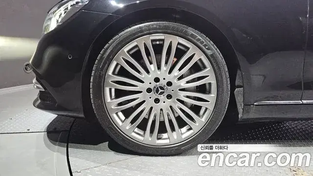 Mercedes-Benz S-Class 2018 — Şəkil 20/20