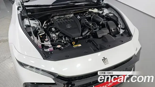 Toyota Crown Crossover 2026 — Photo 6/20