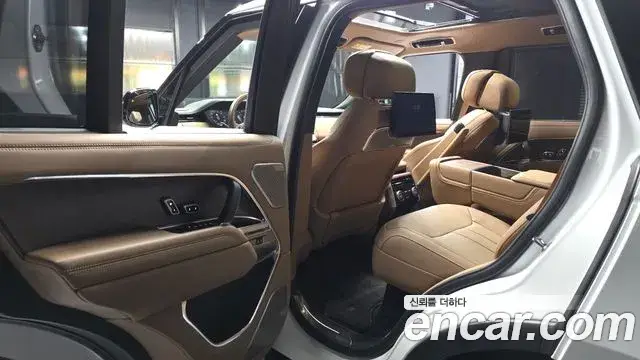 Land Rover Range Rover, 2025