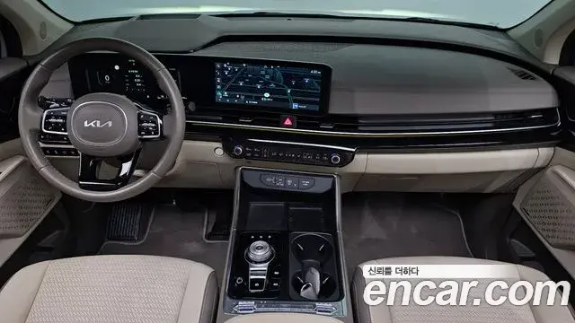 Kia Carnival 2024 — Photo 7/20