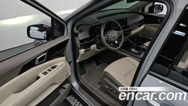 Kia Carnival 2024 — Photo 10/20
