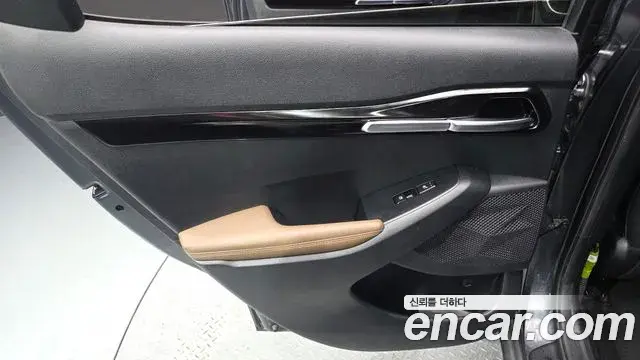 Kia Seltos 2021 — Şəkil 26/31