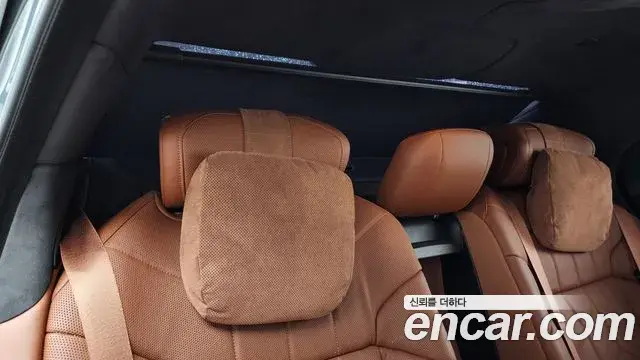 BMW 7 Series 2023 — Photo 11/20