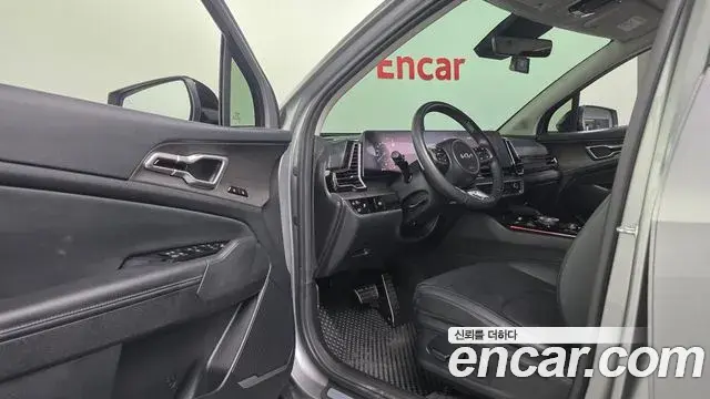 Kia Sportage 2022 — Photo 9/33