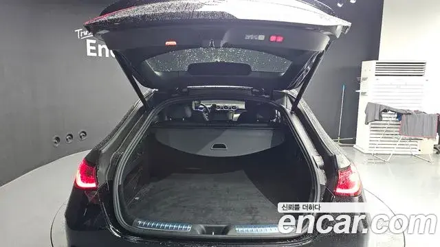 Mercedes-Benz GLC-Class 2024 — Photo 20/20