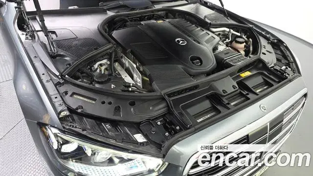 Mercedes-Benz S-Class 2022 — Фото 6/20