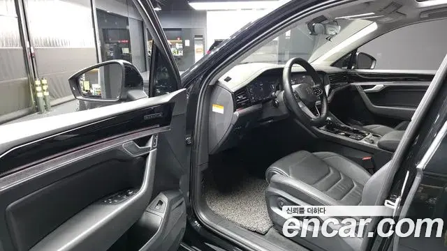 Volkswagen Touareg 2023 — Şəkil 4/30