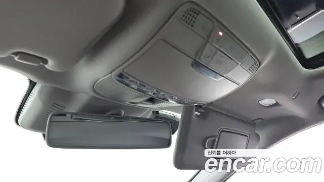 Mercedes-Benz E-Class 2018 — Şəkil 8/30