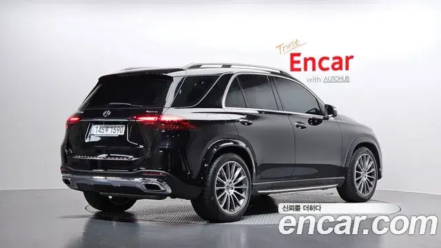 Mercedes-Benz GLE-Class 2025 — Photo 2/20