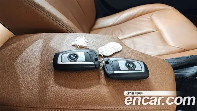 BMW 4 Series 2018 — ფოტო 26/37