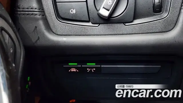 BMW 4 Series 2018 — ფოტო 22/37