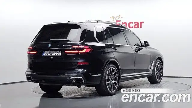 BMW X7 2024 — Şəkil 3/35