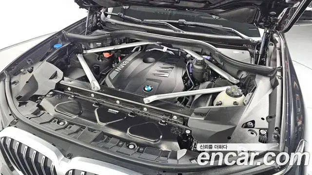 BMW X7 2024 — Şəkil 32/35