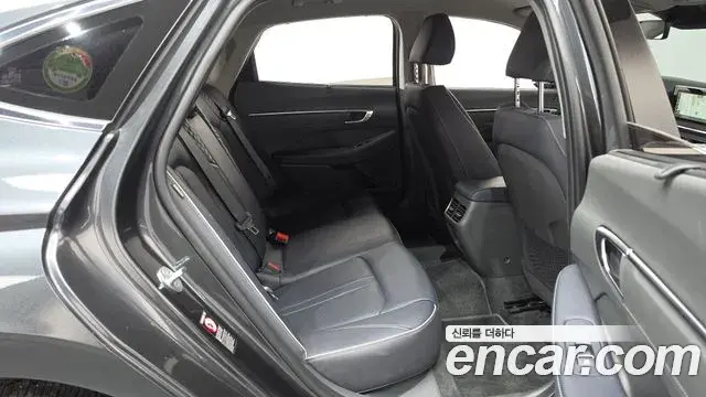Hyundai Sonata Hybrid 2022 — Şəkil 7/36