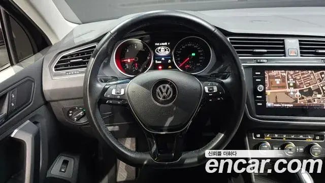 Volkswagen Tiguan 2020 — ფოტო 2/20