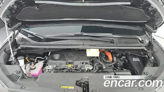 Toyota Alphard 2025 — Photo 6/20