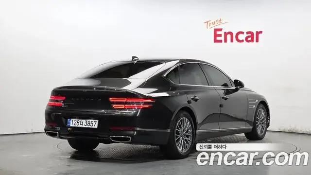 Genesis G80 2022 — Şəkil 22/32