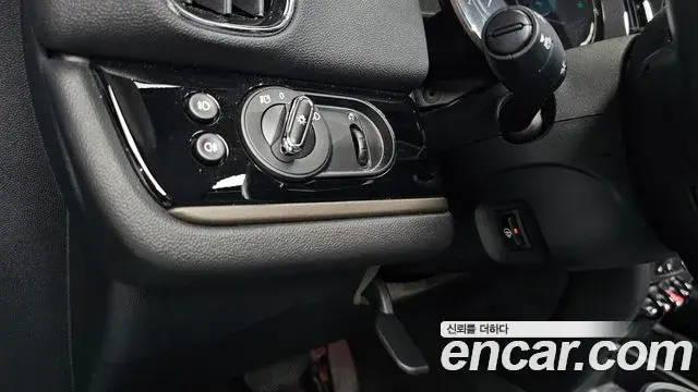 Mini Cooper Countryman 2024 — Photo 19/20
