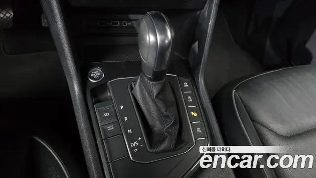 Volkswagen Tiguan 2019 — Şəkil 15/31