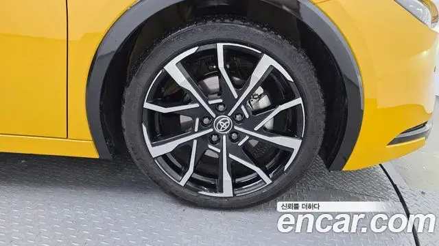 Toyota Prius 2026 — ფოტო 23/35
