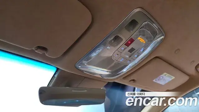 Genesis G90 2022 — Photo 10/33