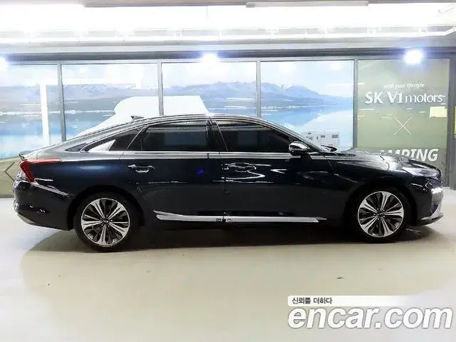 Kia K8 2021 — Photo 2/20