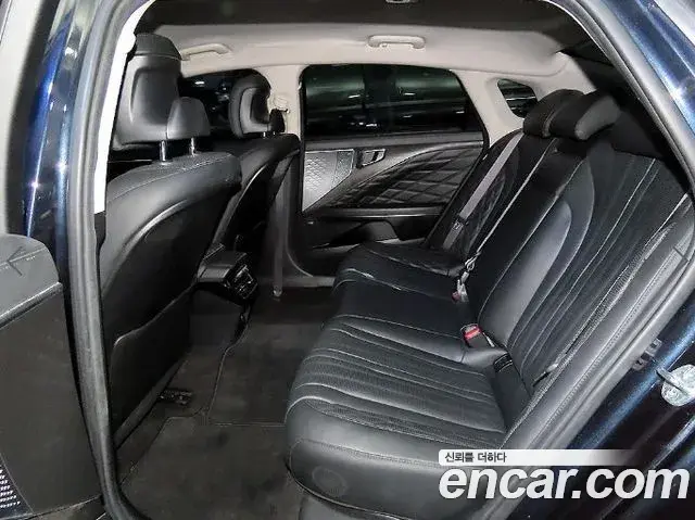 Kia K8 2021 — Photo 9/20