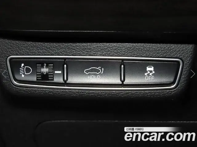 Kia K8 2021 — Photo 12/20