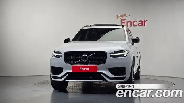 Volvo XC90 2020 — Фото 2/20