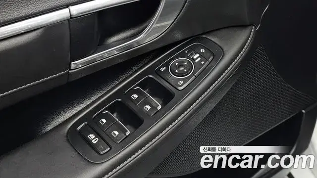 Hyundai Sonata Hybrid 2022 — ფოტო 28/30